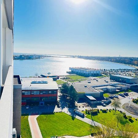 Derzeit Beliebt - Phaenomenaler Ausblick Auf Binnen- Und Ostsee Хайлигенхафен Экстерьер фото