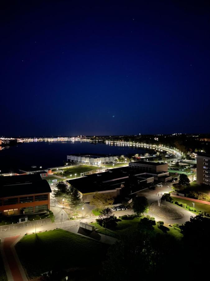 Derzeit Beliebt - Phaenomenaler Ausblick Auf Binnen- Und Ostsee Хайлигенхафен Экстерьер фото